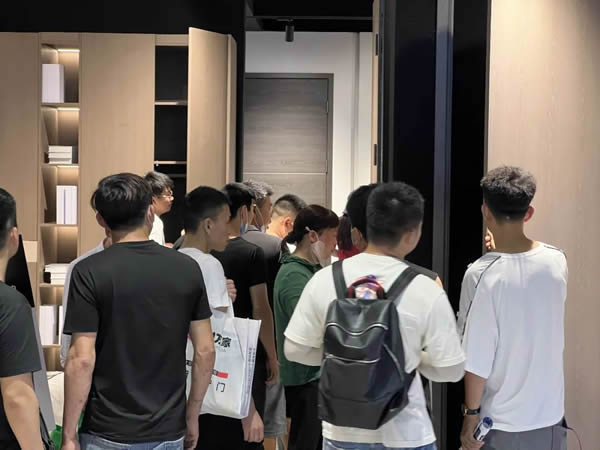有点艺思！永康门博会上金骑士下了盘大棋！